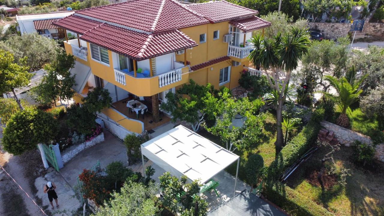 Golden Villa Ksamil Luaran gambar